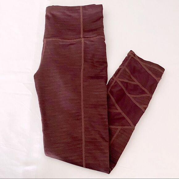 Athleta Jaquard Mantra Mesh Maroon Capri Crop XXS - Picture 2 of 7